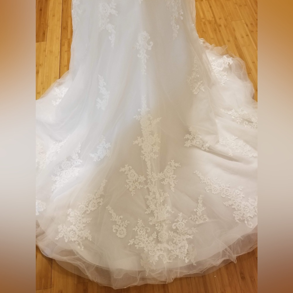 Morilee Mermaid Ivory Wedding Dress - Picture 8 of 15